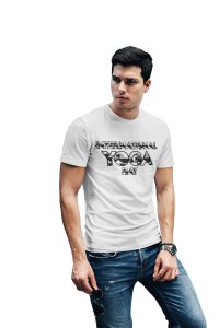 International yoga day Black and white - White - Comfortable Yoga T-shirts for Yoga Printed Men's T-shirts White