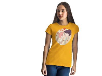 Cute Kiss of The Couple Kissing Couple Printed Yellow T-Shirts