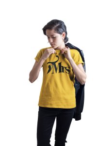 Plain Mrs. Printed Super Comfy Printed Yellow T-Shirts