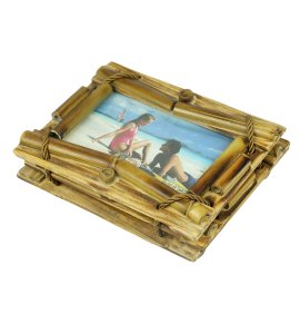 Wooden simple rectangular shaped hanging chained photoframes for home walls