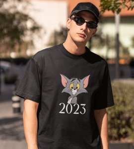 2023 Go Now Black Graphics Printed T-shirt For Mens On New Year Theme Best Gift For New Year