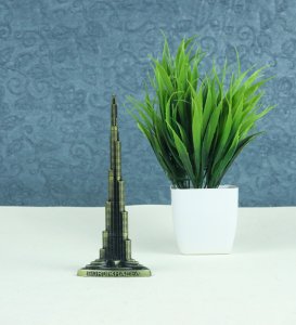 Burj Khalifa Miniature Showpiece, Best For Gifting And For Desk Use