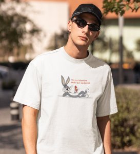 Bunny Loves carrot: (white) T-Shirt For Singles